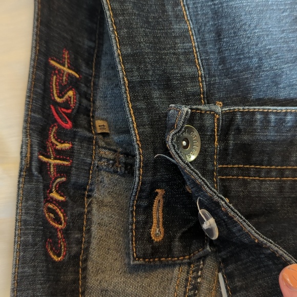 Contrast sz14 dark wash bootcut jeans EUC - Picture 3 of 3